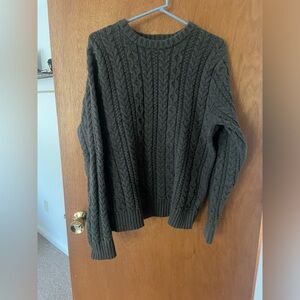 Men’s Goodfellow by Target chunky knit sweater in dark mossy green - size L